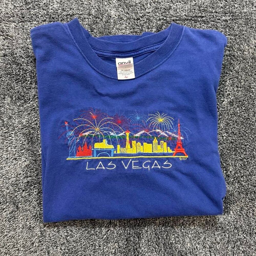 Vintage 00s Las Vegas Fully embroidered destination tee Size Large